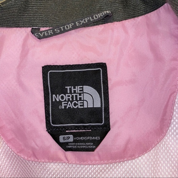Womens NorthFace HyVent waterproof coat Size Small - Picture 4 of 8